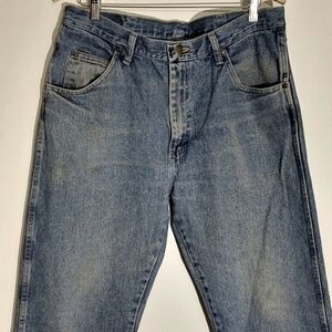Wrangler Relaxed Fit Classic Blue Denim Jeans